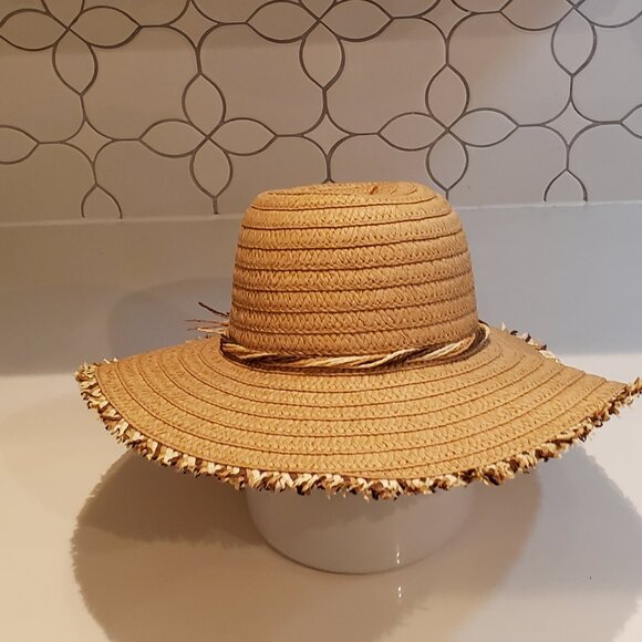 New Directions Paper Sun Hat - Picture 2 of 9